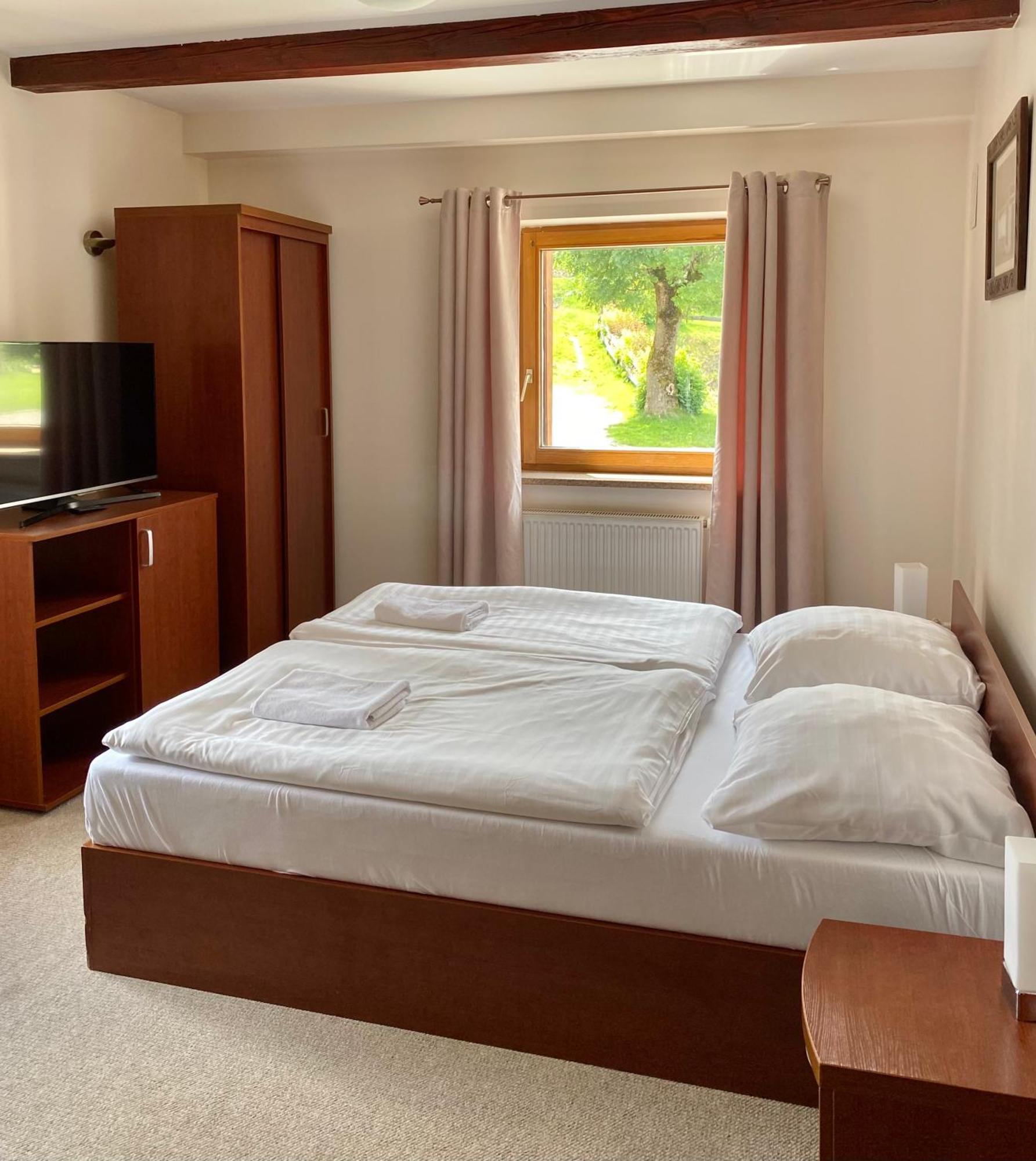 Triple Room Bathroom